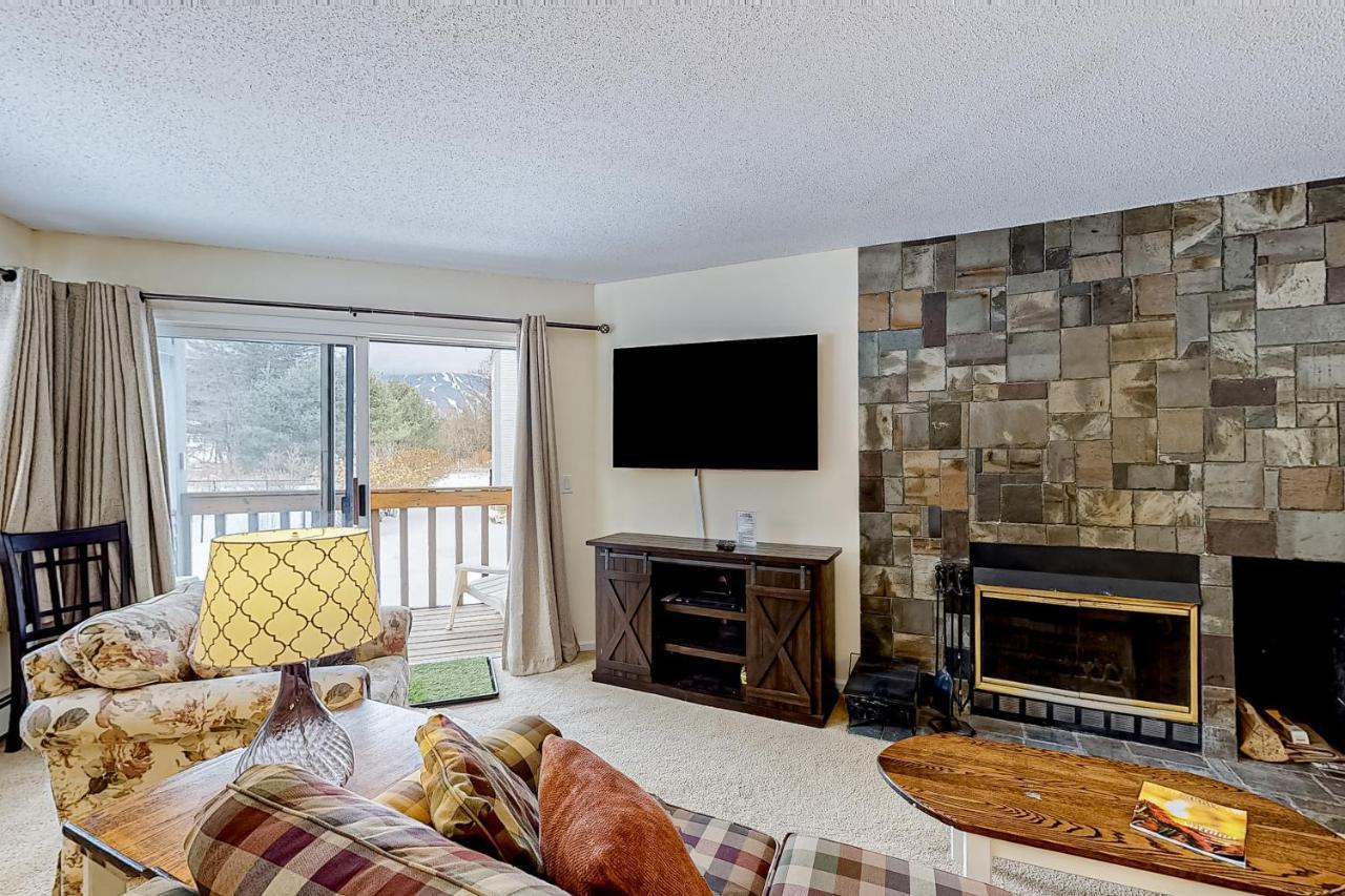 Brookhaven Condos Ludlow Room photo